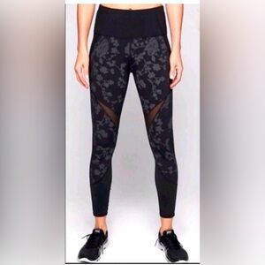 Athleta Moonlight Precision Athletic Leggings Size Small